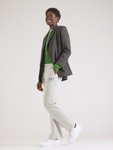 GAP Разкроени Панталон в сиво