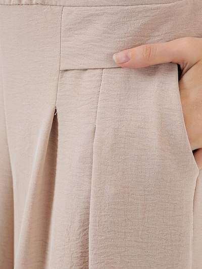 Bigdart Bandplooibroek in de kleur Beige, Productweergave