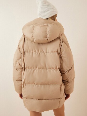Happiness İstanbul Winter coat in Beige