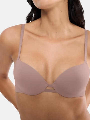 Sutien de tricou Sutien de la TRIUMPH pe maro