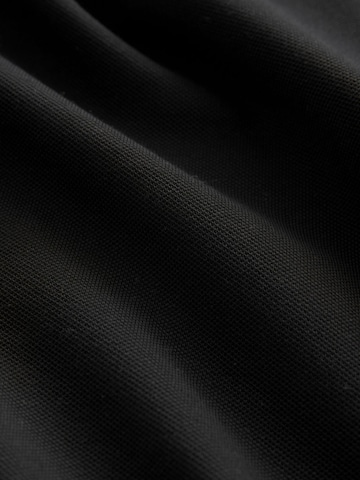 Next Shirt in Black