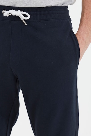 !Solid Tapered Trousers 'TAMBERT' in Blue
