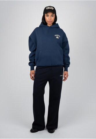 Prohibited Sweatshirt 'Berlin ' in Blau