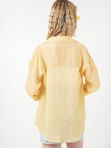 Camicia da donna di Bigdart in giallo
