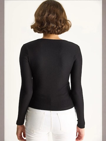 Camicia da donna di Bianco Lucci in nero