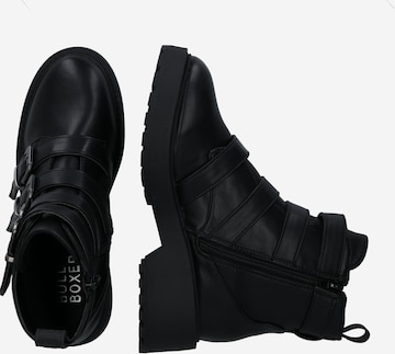 BULLBOXER Boots in Black