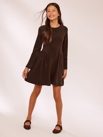 Abito di Lipsy in marrone