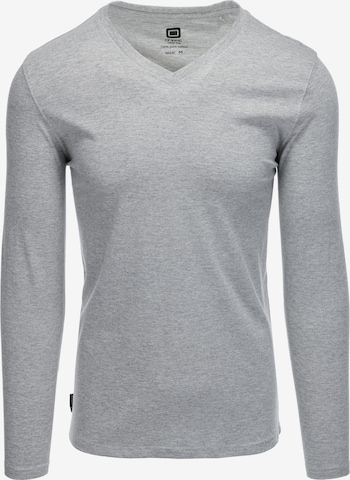 T-Shirt 'L136' Ombre en gris : devant