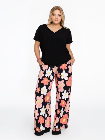 Yoek Loose fit Pants in Black