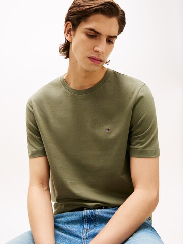 TOMMY HILFIGER Футболка 'ESS SEASONAL' в Зеленый