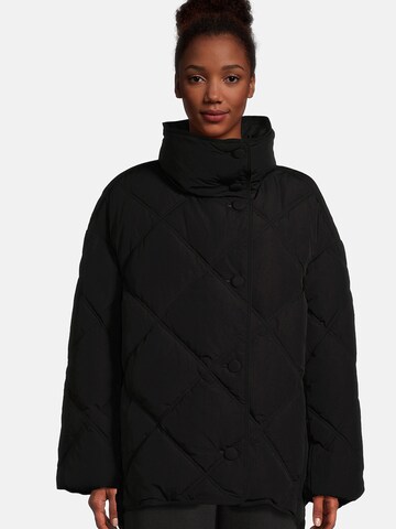 BLONDE No. 8 Winterjacke 'TILDA' in Schwarz: Vorderseite