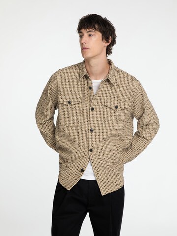 SELECTED Regular fit Button Up Shirt in Beige