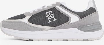 TOMMY HILFIGER Sneakers in Grey: front