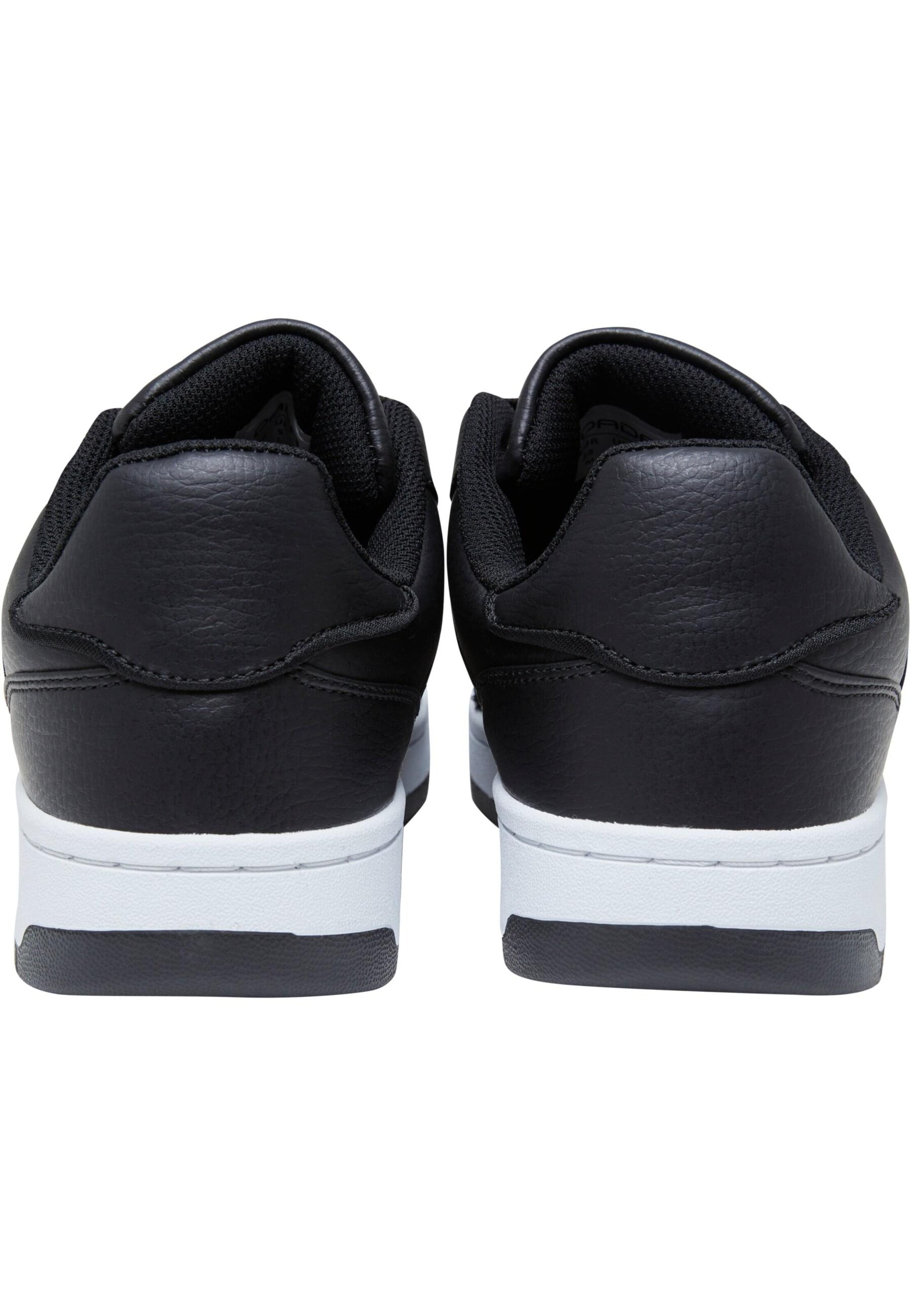 Dada Supreme Σνίκερ χαμηλό 'Court Combat' σε μαύρο