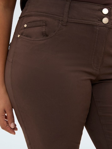 Skinny Pantalon Fiorella Rubino en marron