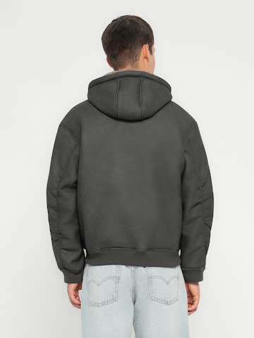 JACK & JONES Демисезонная куртка 'JCOTAKEOFF' в Черный