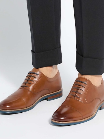 Dune LONDON Schnürschuh 'Stanlakes' in Braun