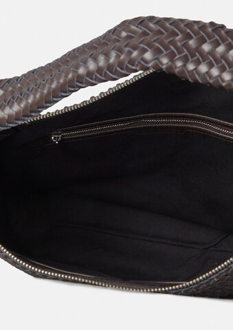 COMMA Shoulder Bag in Brown