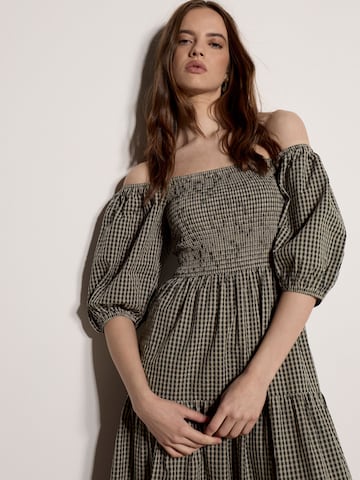 Apricot Jurk ' ' in Groen