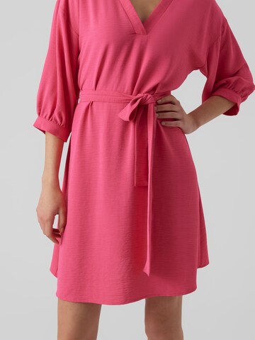 Robe 'UNYE' VERO MODA en rose