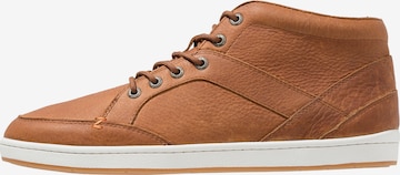 HUB Matalavartiset tennarit värissä ruskea: etupuoli