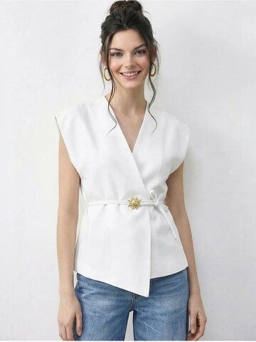 Bianco Lucci Vest in White