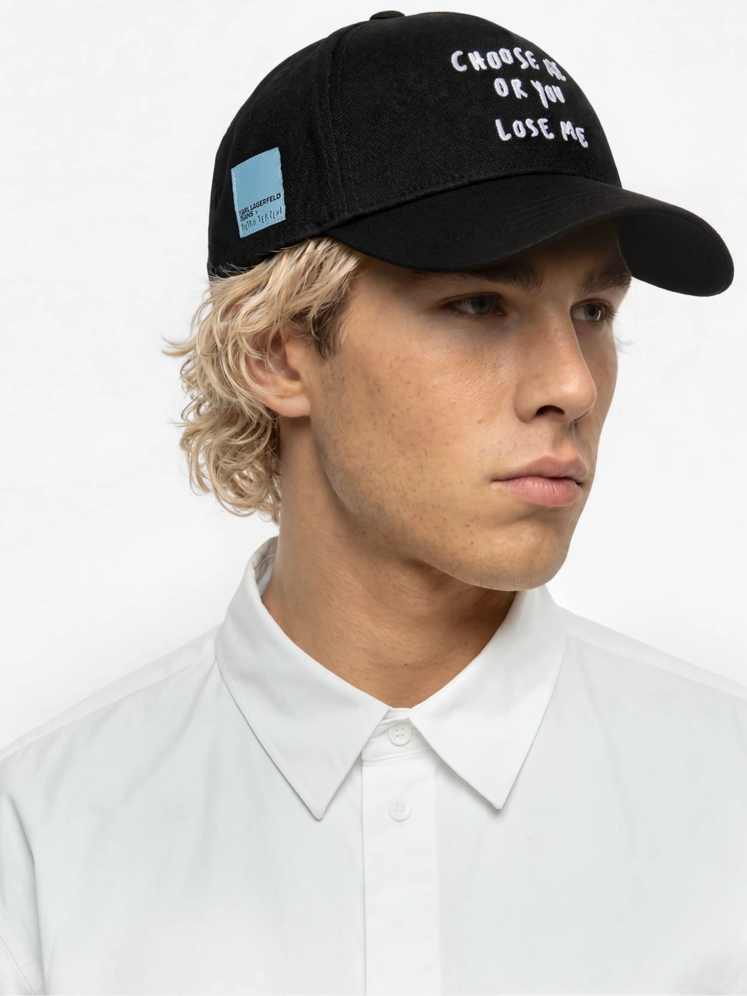 KARL LAGERFELD JEANS Nokamüts 'KLJ X Pietro Terzini', värv must: eest vaates