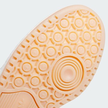 Baskets basses 'Forum' ADIDAS ORIGINALS en blanc