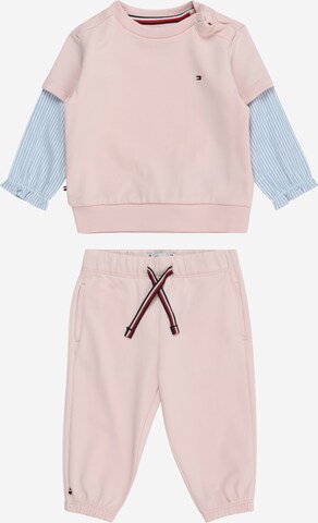 TOMMY HILFIGER Joggingpak 'ITHACA' in Roze: voorkant