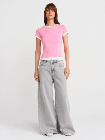 Dilvin T-Shirts in Pink
