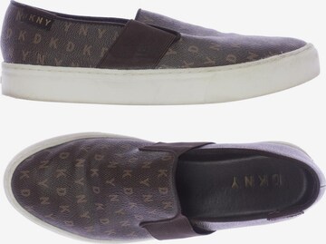 DKNY Flats & Loafers in 37,5 in Brown: front