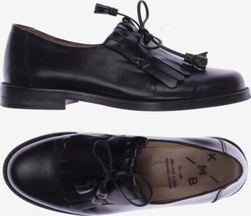 KMB Flats & Loafers in 37 in Black: front