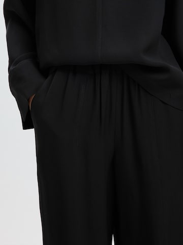 SELECTED Regular Trousers 'SLWSOLER' in Black