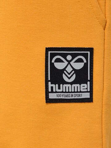 Hummel Regular Shorts 'Tyler' in Gelb