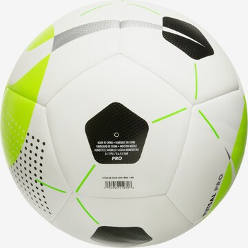 NIKE Ball in Weiß