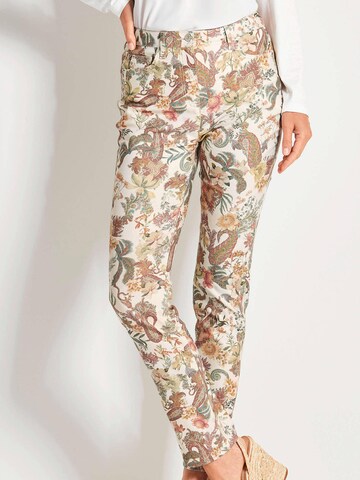 Goldner Slim fit Trousers in Beige