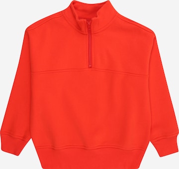 GAP Collegepaita värissä punainen: etupuoli