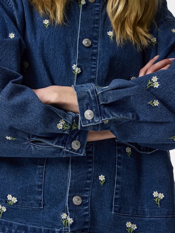 Chemisier 'PCFlora' PIECES en bleu