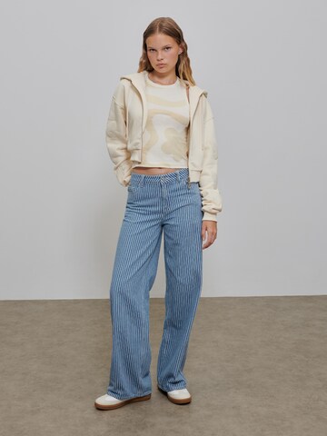 florence by mills exclusive for ABOUT YOU Кофта на молнии 'Spontaneous' в Бежевый