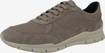 GEOX Sneakers laag 'D Sukie A' in Bruin: voorkant