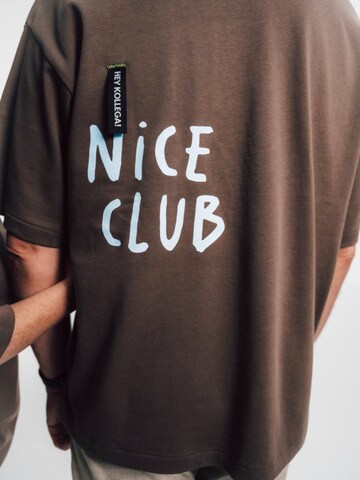 HEY KOLLEGA! Oversized Shirt in Brown