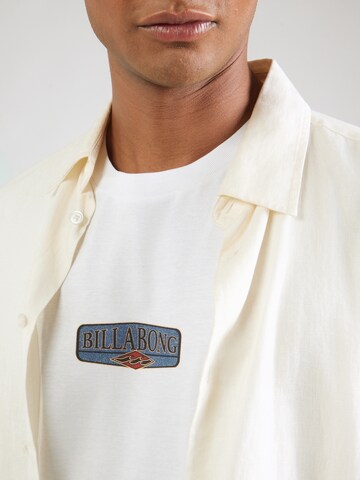 BILLABONG T-shirt 'Since 73 Burleigh' i vit