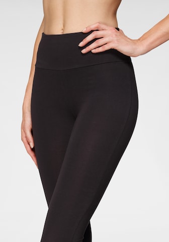 LASCANA Skinny Leggings in Black