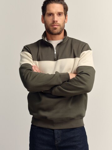 Next Bluzka sportowa w kolorze zielony: przód