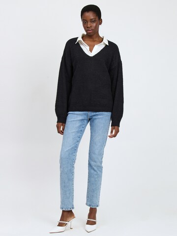 Influencer Sweater in Black