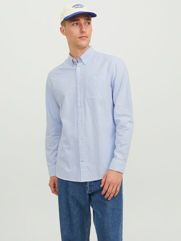 JACK & JONES Slim fit Overhemd 'JWHCLASSIC' in Blauw: voorkant