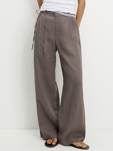 Pull&Bear Wide leg Bandplooibroek in Grijs: voorkant