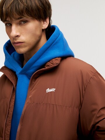 Pull&Bear Prehodna jakna | rjava barva