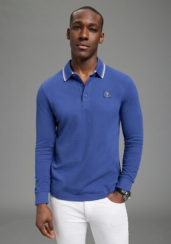 DELMAO Shirt in Blue: front