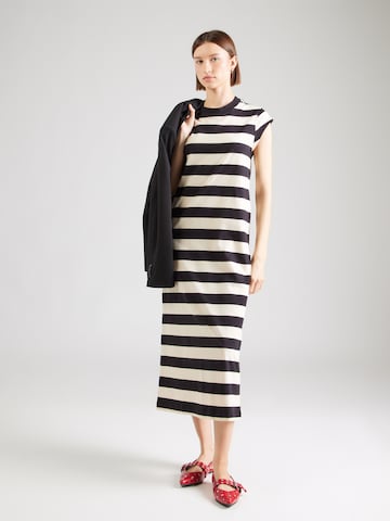 Pepe Jeans - Vestido 'Lila' en negro: frente